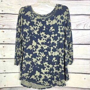 Maurices 24/7 Olive Floral Print Top Size L
